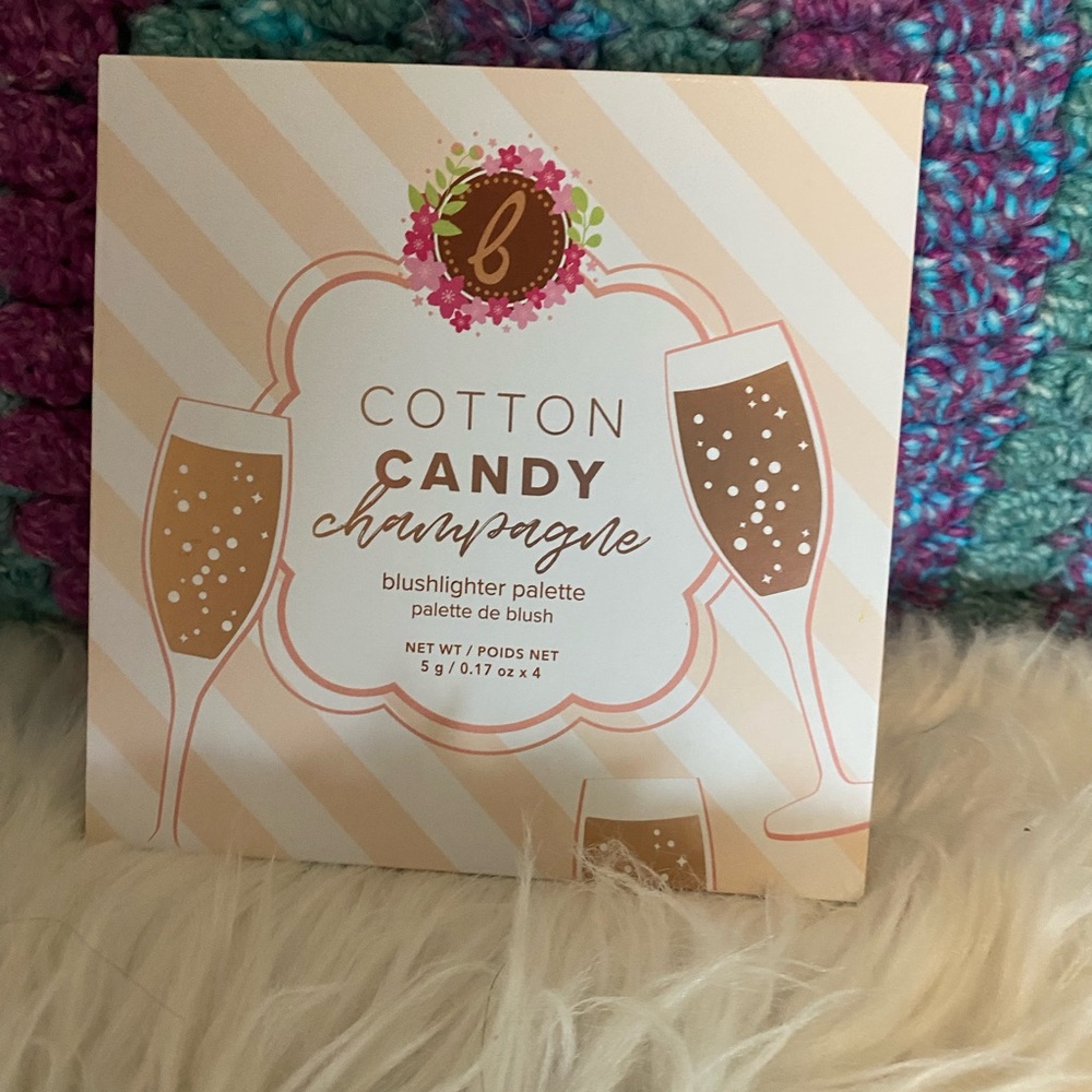 Cotton Candy Champagne Blushlighter Palette